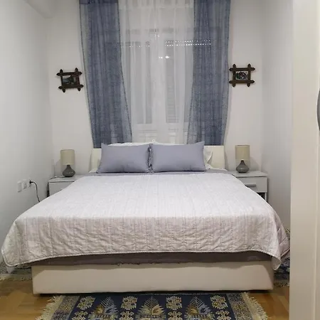 Bella Vista *